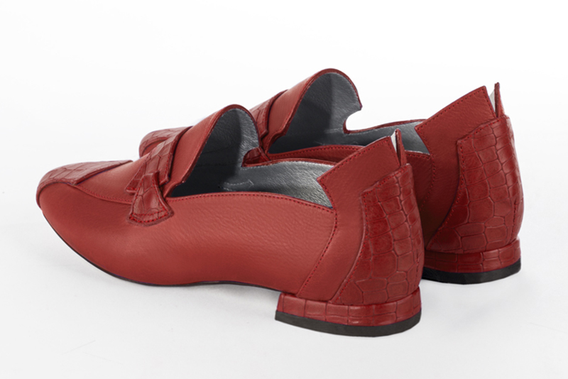 Scarlet red women's fashion loafers. Round toe. Flat block heels. Rear view - Florence KOOIJMAN